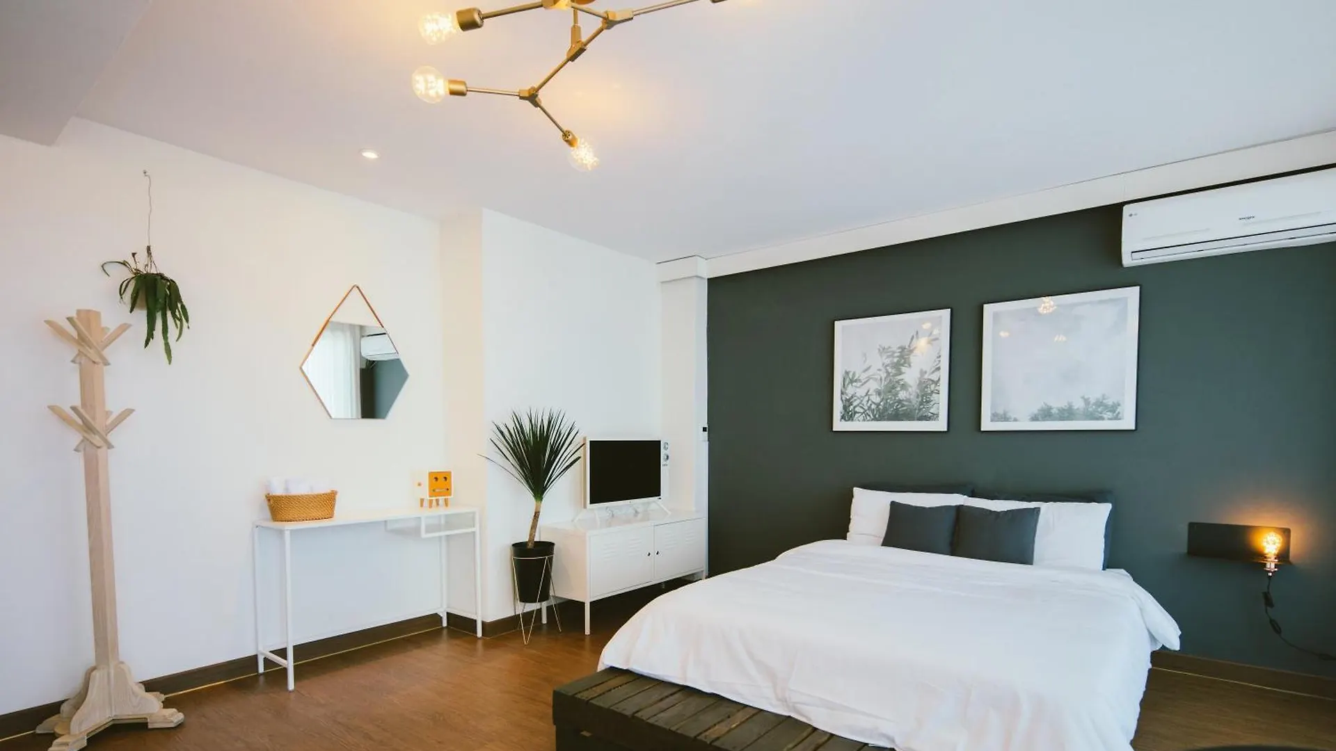 Guest house Jeju Attracting36 5 Individual Pension South Korea